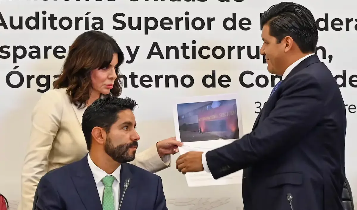 Un expediente investiga la presunta red de corrupción que involucró a la expresidenta del INE.
