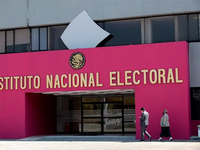 El Instituto Nacional Electoral detecta irregularidades en organizaciones que buscan registro.