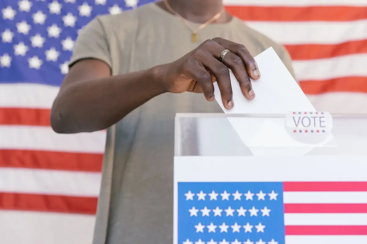 El INE aprueba un calendario de acciones cruciales para las elecciones federales y locales de 2027.
