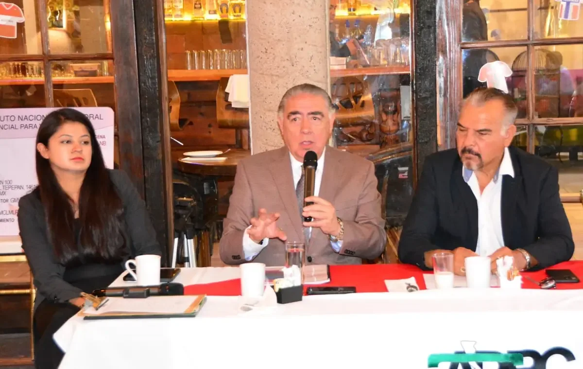 A pesar de las presiones políticas, el INE asegura que mantendrá su autonomía para celebrar elecciones.