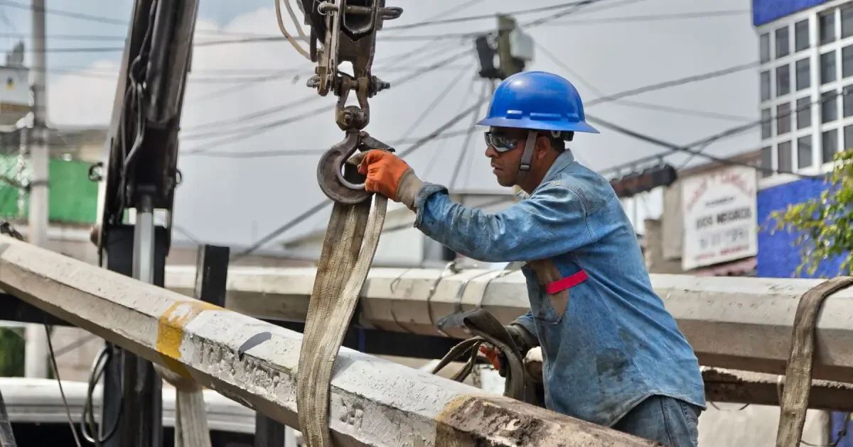 La variación anual refleja presiones en servicios y energía en el país.
