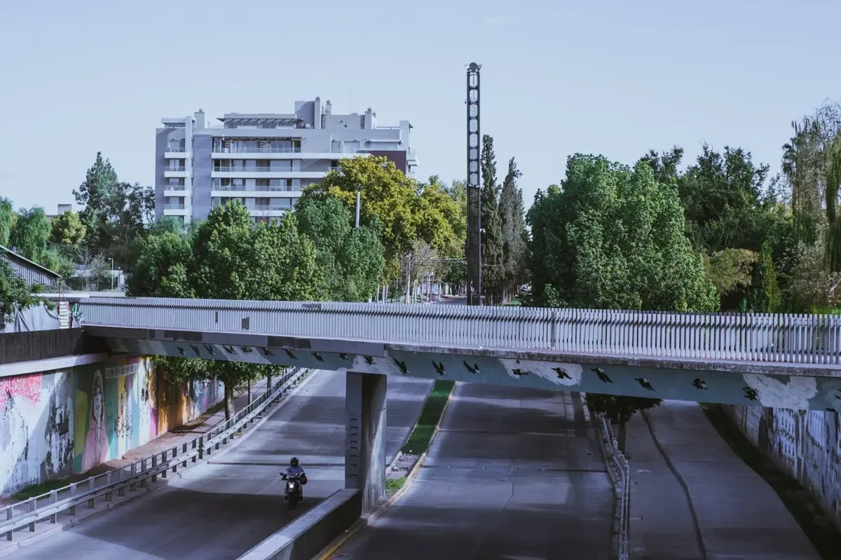 La obra mejorará la infraestructura sanitaria en Nueva Italia, beneficiando a miles de habitantes.