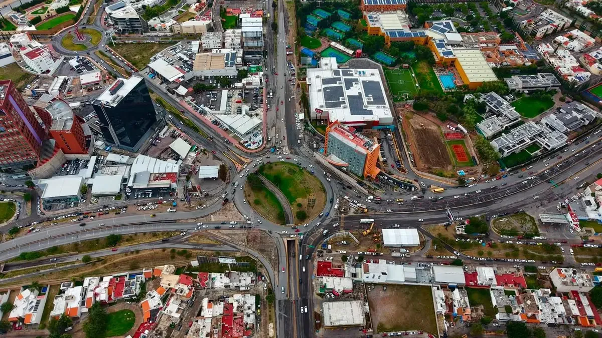 La nueva obra mejorará la movilidad y reducirá inundaciones en la zona metropolitana.