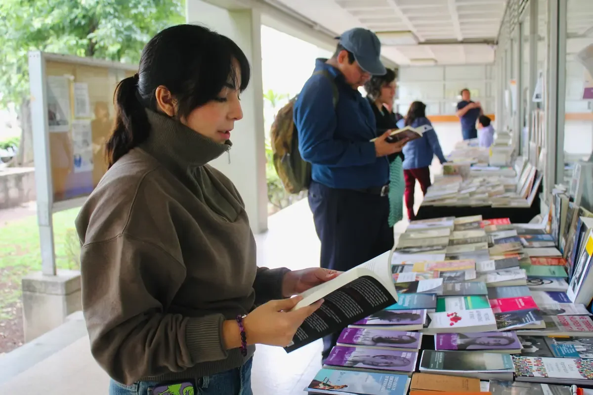 La UAEH organiza el evento con Filipinas como país invitado, ofreciendo más de 800 sellos editoriales.