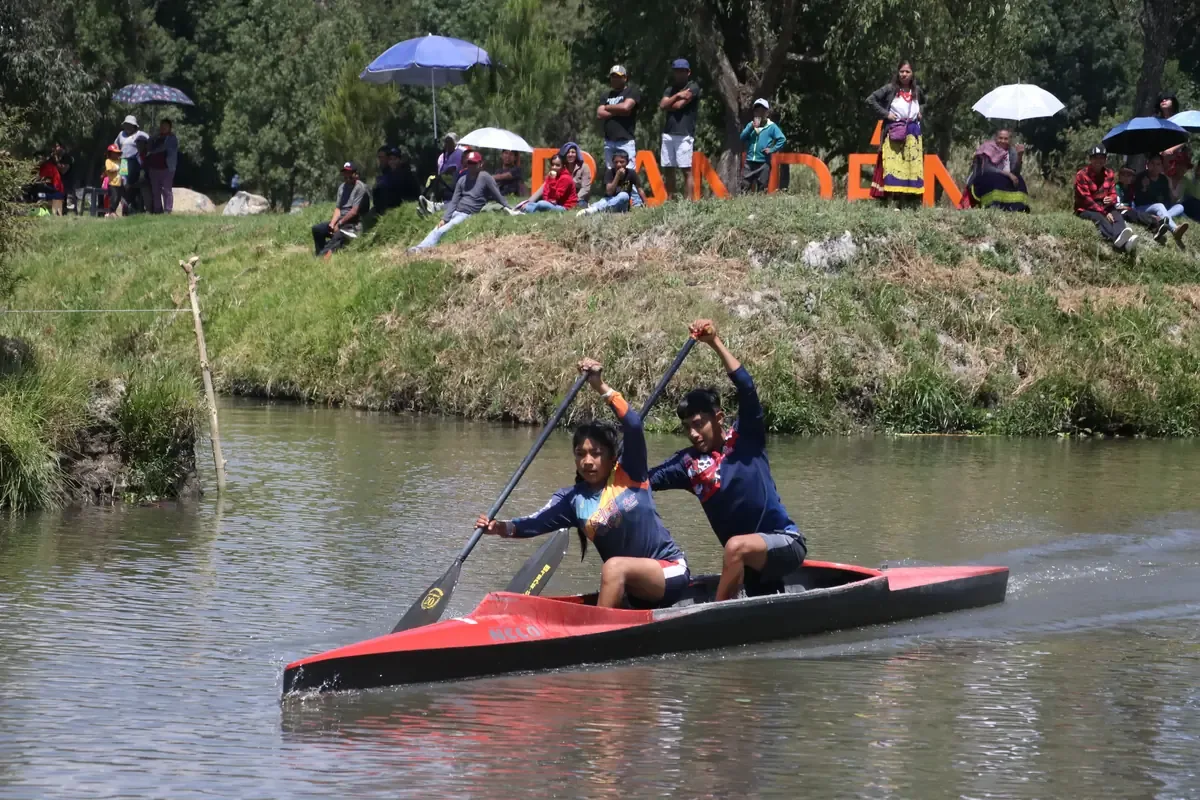 Se plantea convertir parte del Lago de Pátzcuaro en una pista de canotaje internacional.