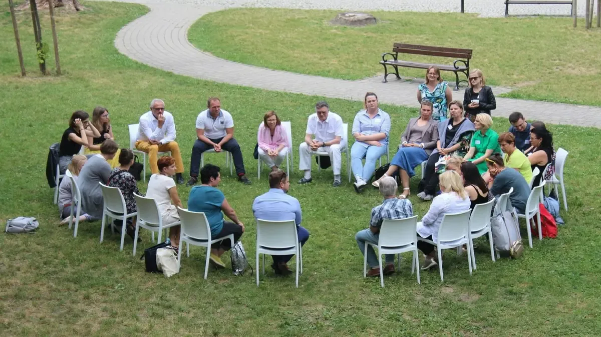 Iniciativas que mejoran condiciones sociales son claves para reducir desigualdades en salud.