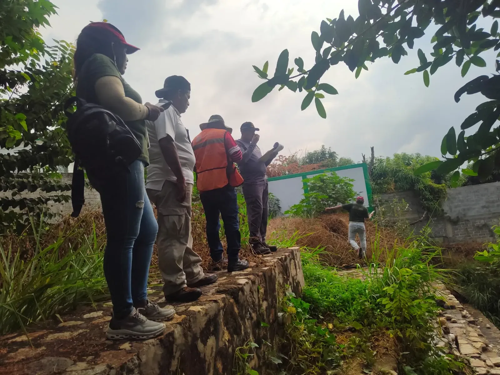 Inspección de presas y cauces por parte de Protección Civil en Acapulco.