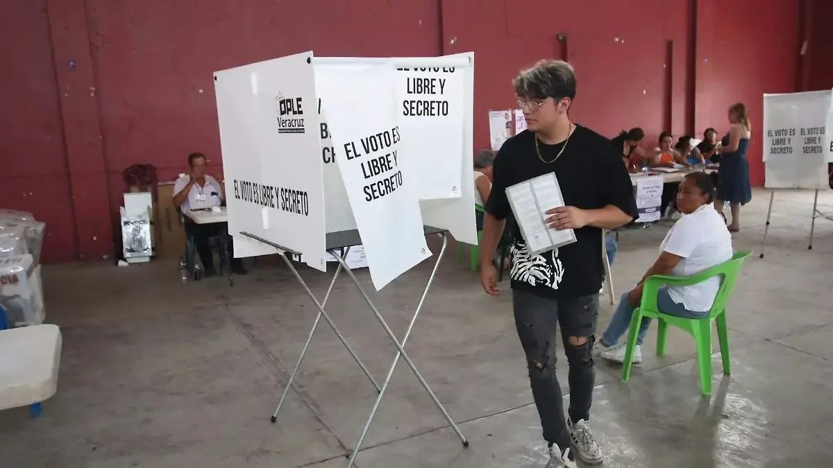 La Inteligencia Artificial señala la competencia entre Morena y el PAN para la próxima elección en Chihuahua.