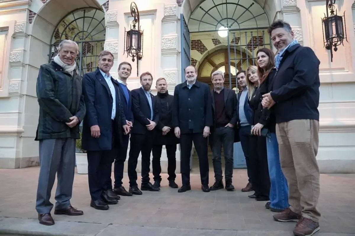 Un grupo de intendentes del peronismo se organiza para influir en las decisiones del gobierno provincial.