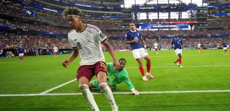 El futbolista del FC Barcelona fue víctima de un robo frustrado en su hogar en Barcelona.