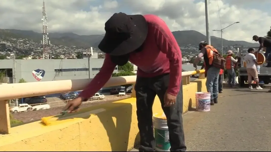 Intervención en la Calzada Pie de la Cuesta para embellecer Acapulco.