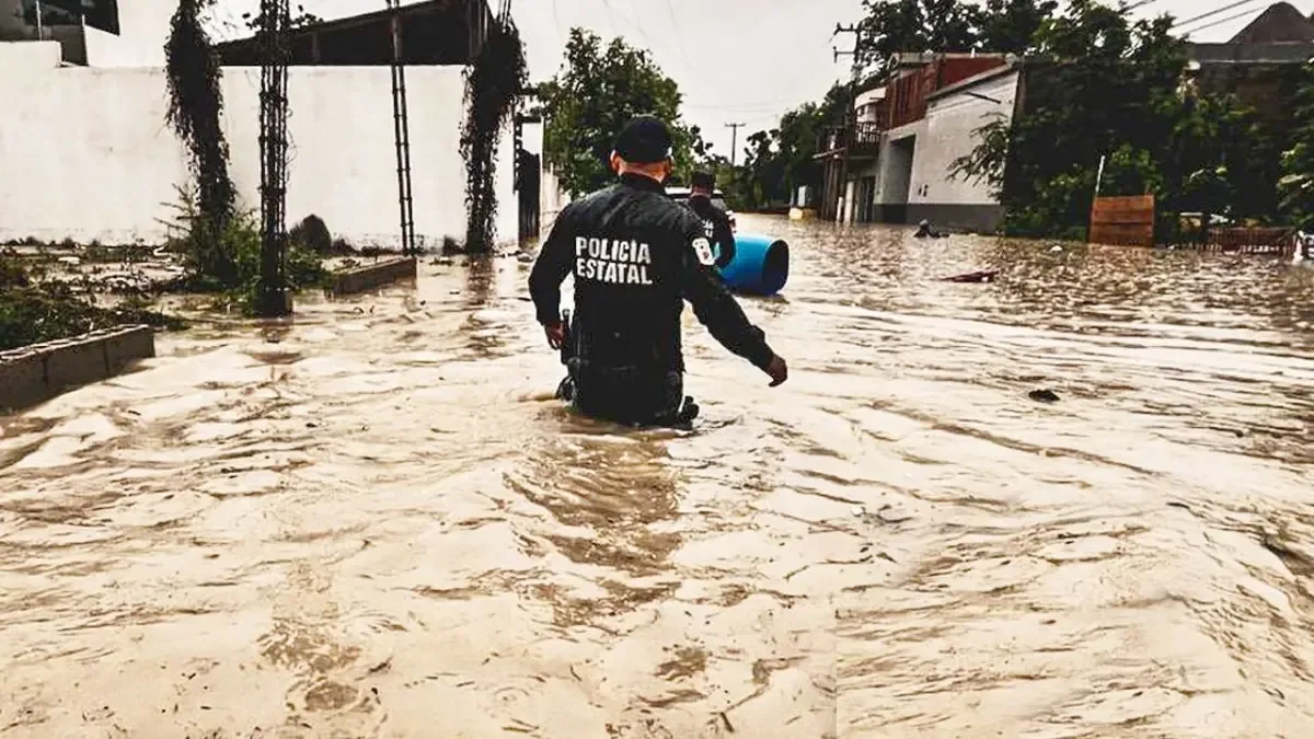 Las intensas lluvias causan daños en colonias y vialidades de Coahuila.