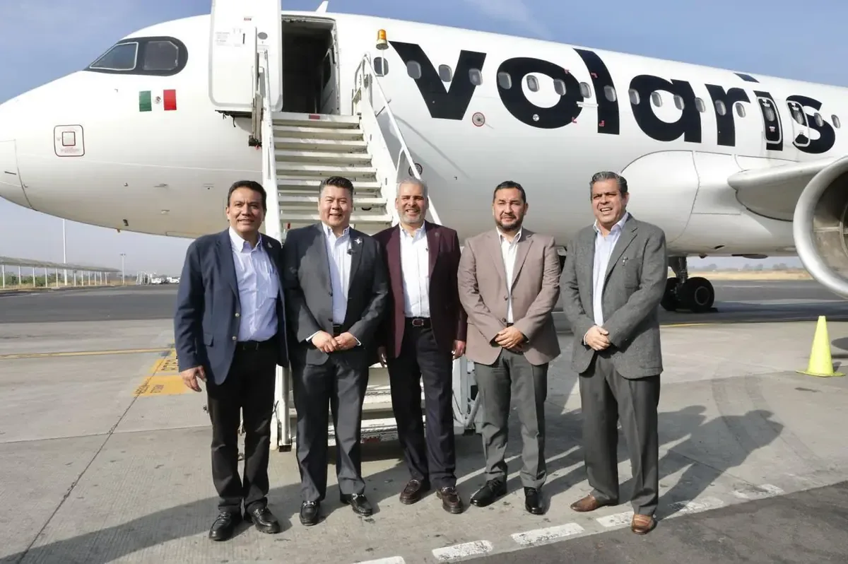 El gobernador Alfredo Ramírez Bedolla destaca la inversión para mejorar conectividad y servicios en el aeropuerto.