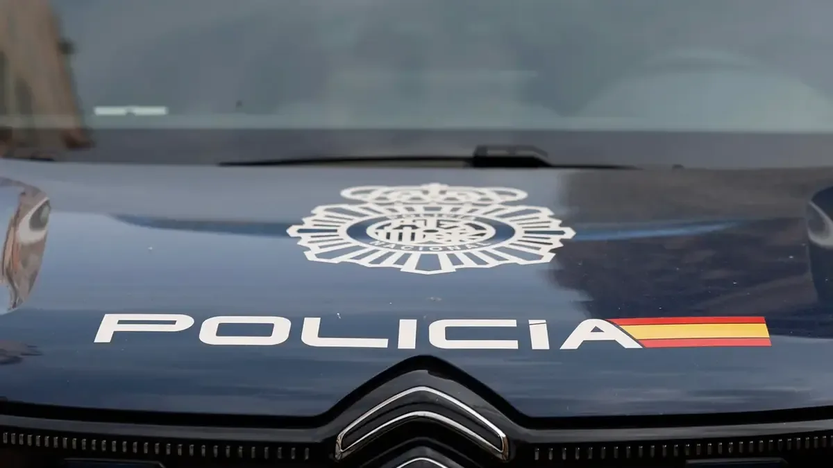 La agresión ocurrió durante una fiesta de cumpleaños fuera del colegio y ha generado una respuesta de las autoridades.