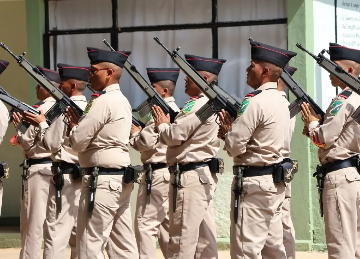 La X Región Militar abre la convocatoria para jóvenes interesados en realizar el Servicio Militar Nacional.