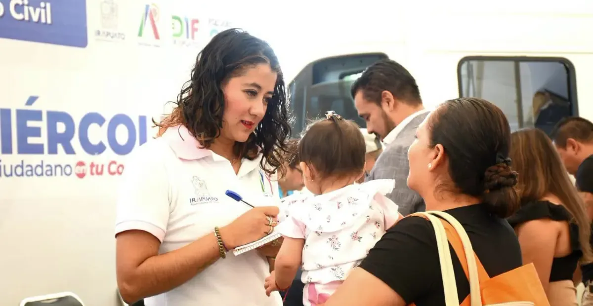 El programa Miércoles Ciudadano llevó servicios esenciales a los habitantes de Paso Blanco.