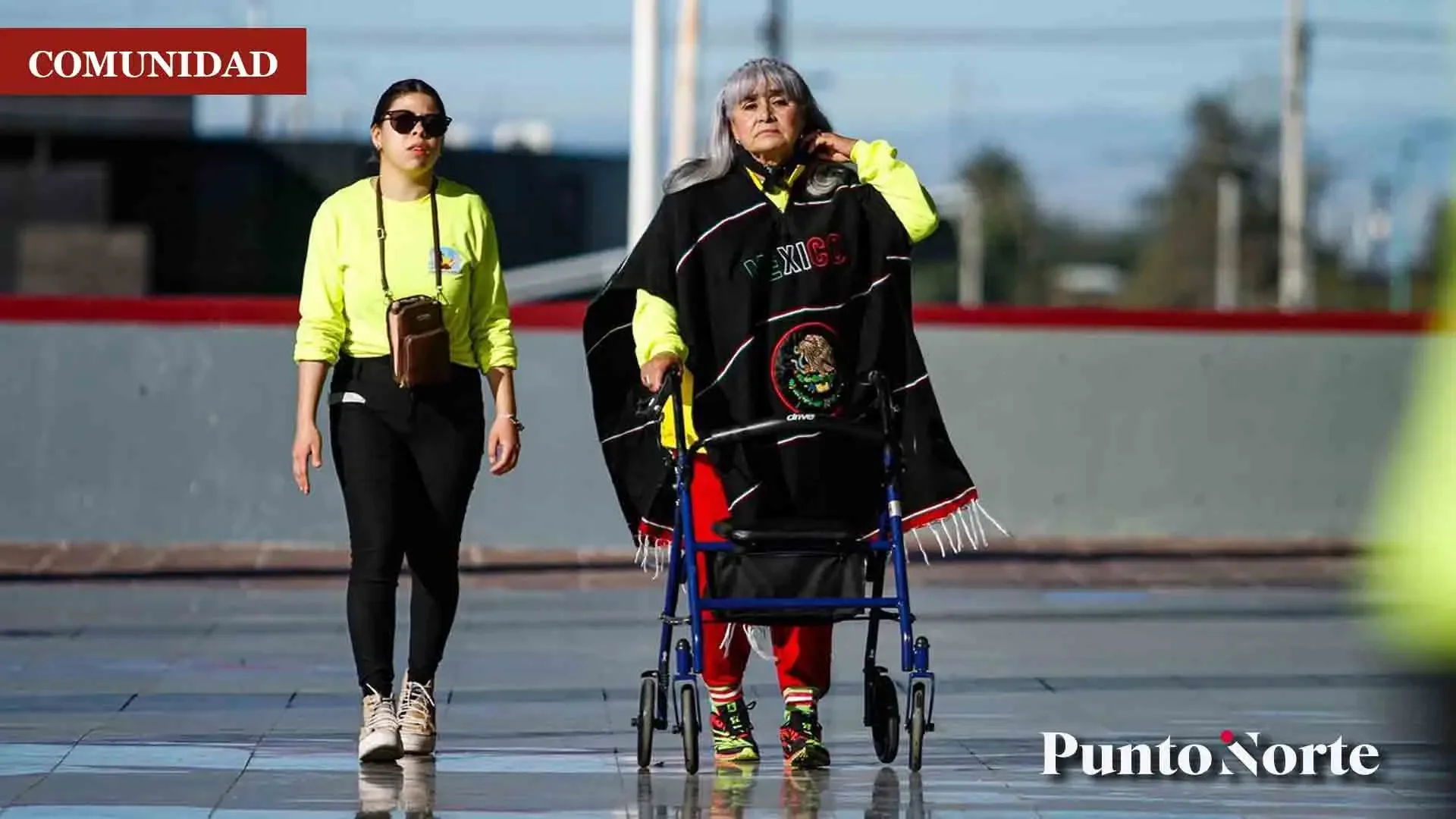 Irma Leyva lidera protesta por los desaparecidos en Baja California.