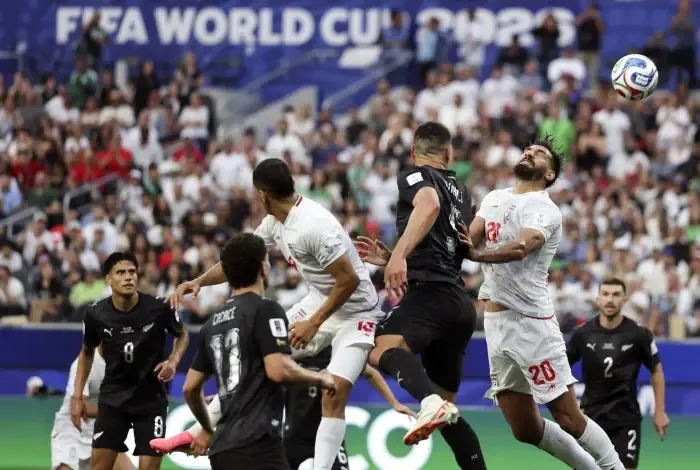 Un emocionante partido que demuestra el potencial de ambos equipos en su debut mundialista.