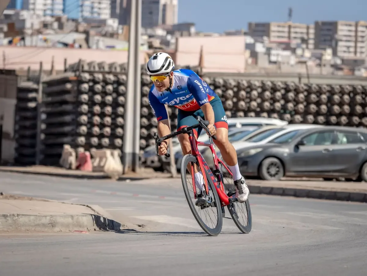 Isaac del Toro está a un paso de obtener el mejor resultado de un ciclista mexicano en la historia del Tour de Francia.