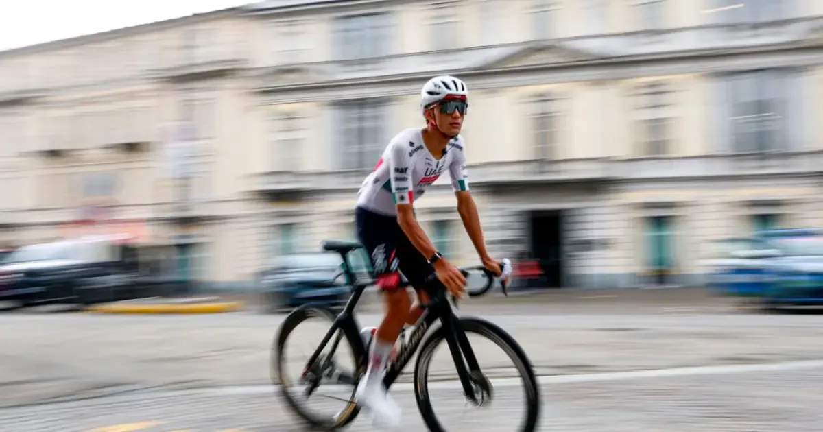 El ciclista mexicano podría perderse próximas competencias debido a problemas de salud.