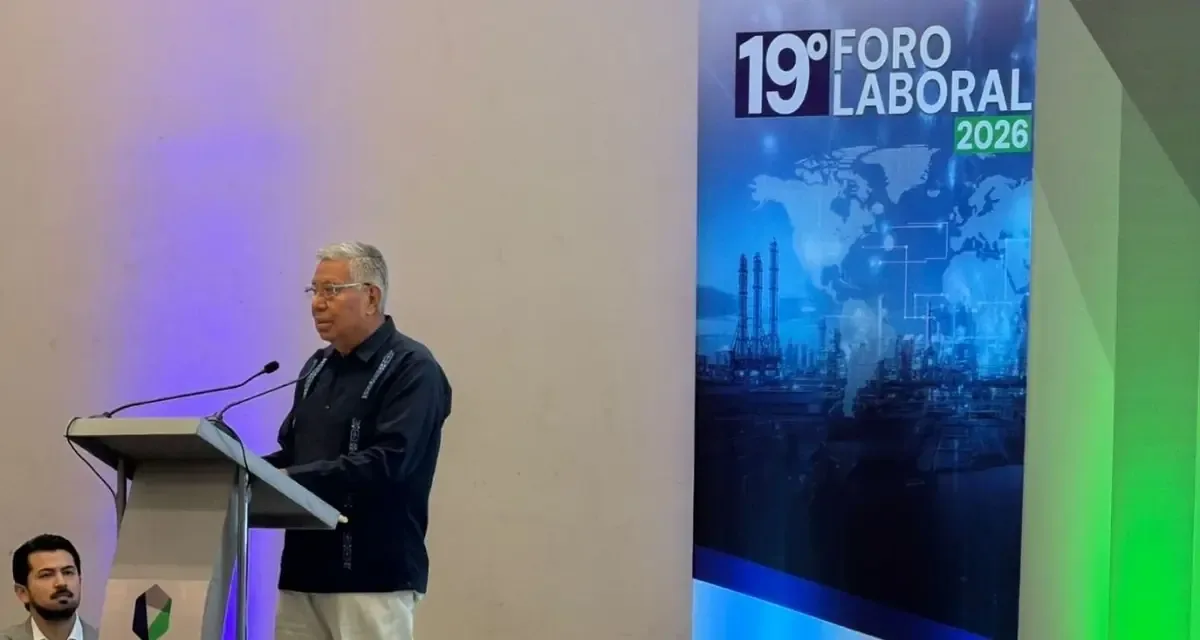 Isaac Maya Pérez llama a preservar empleos formales en la industria química para fortalecer el sector.