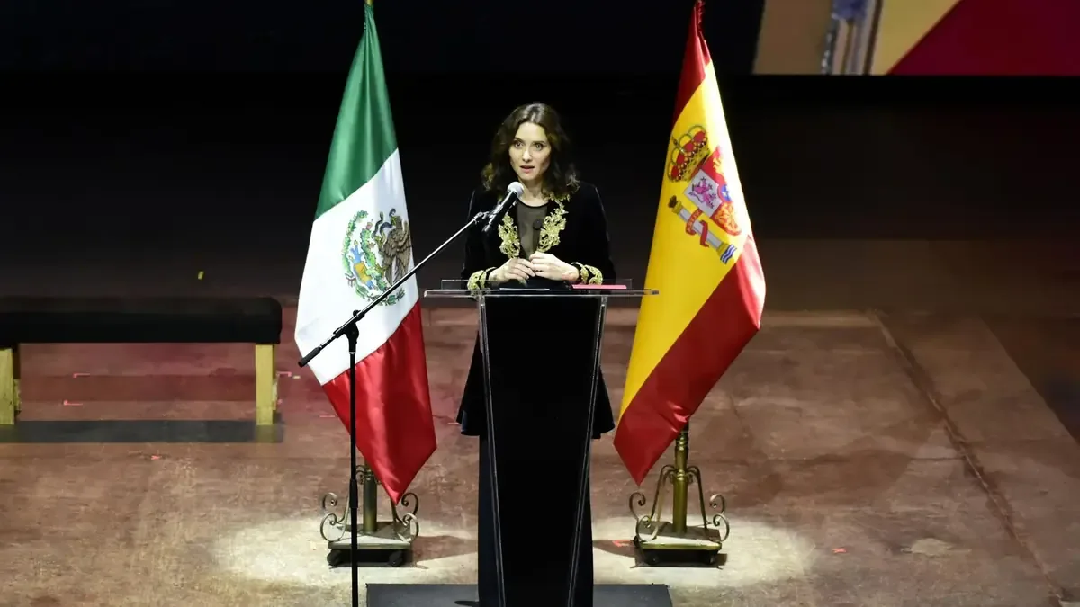 La presidenta de la Comunidad de Madrid destaca la historia común en su visita a México.