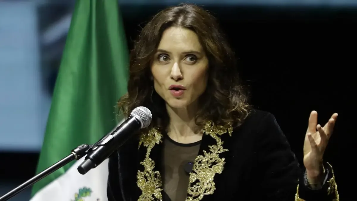 La presidenta de Madrid cancela su visita en medio de protestas y críticas.