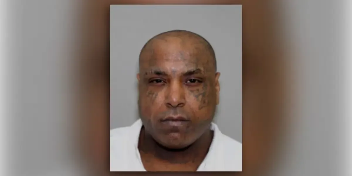 Jamie Nicholas Wilson, convicta por múltiples delitos, es el nuevo objetivo de las autoridades de Texas.
