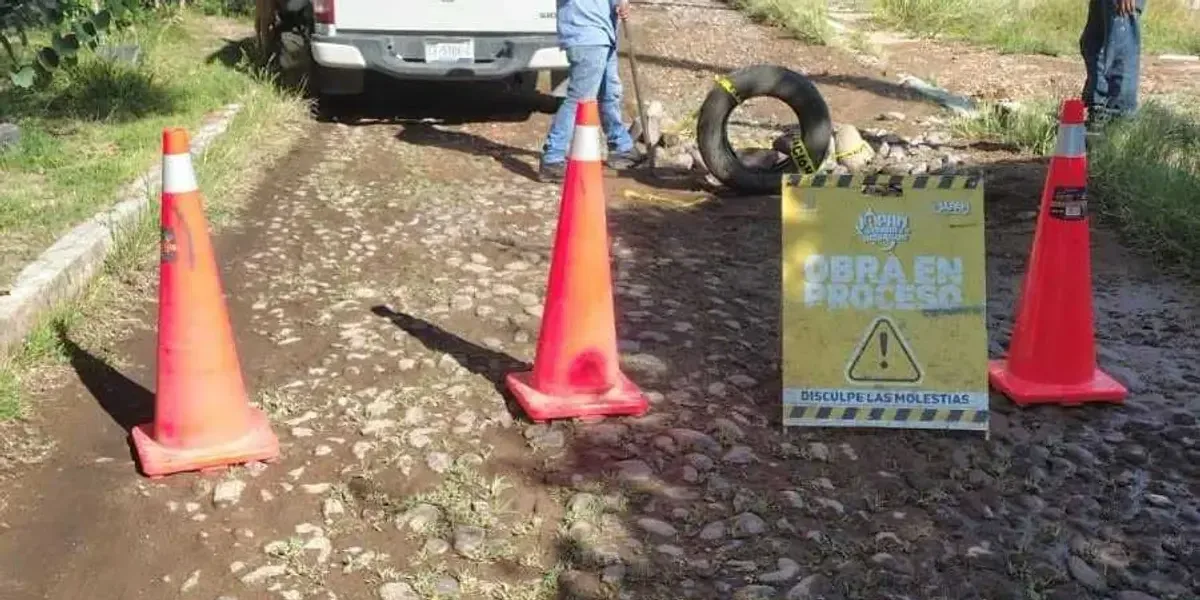 La suspensión del agua potable afectará a miles de habitantes en San Juan del Río durante varios días.