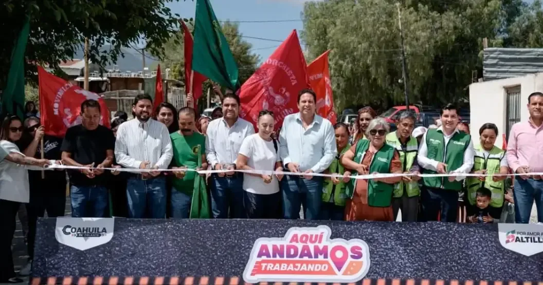 La nueva obra mejora la movilidad y seguridad en Saltillo, beneficiando a los vecinos de la colonia.