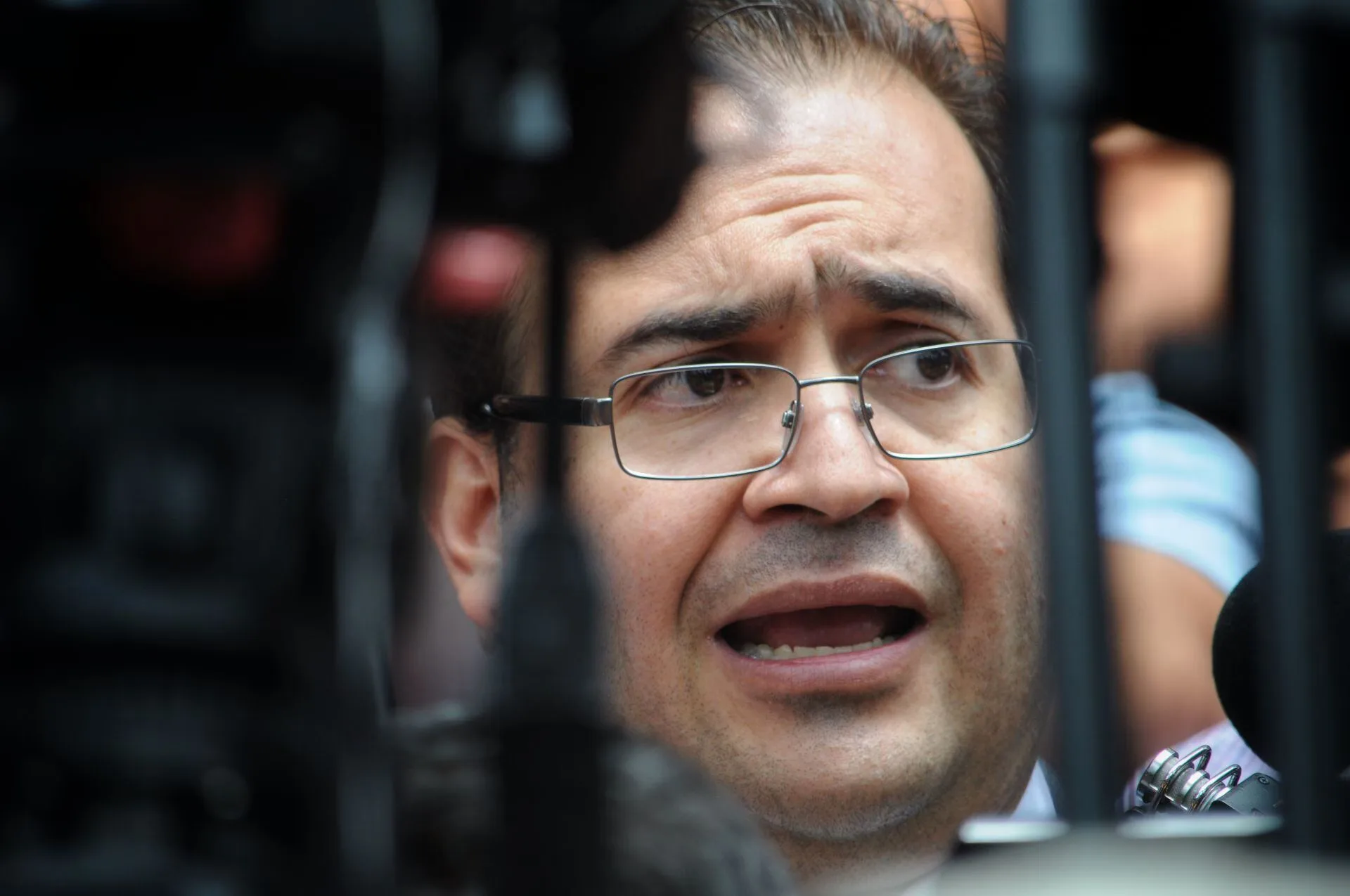 Javier Duarte en su presentación ante las autoridades penitenciarias durante la revisión de su proceso legal.