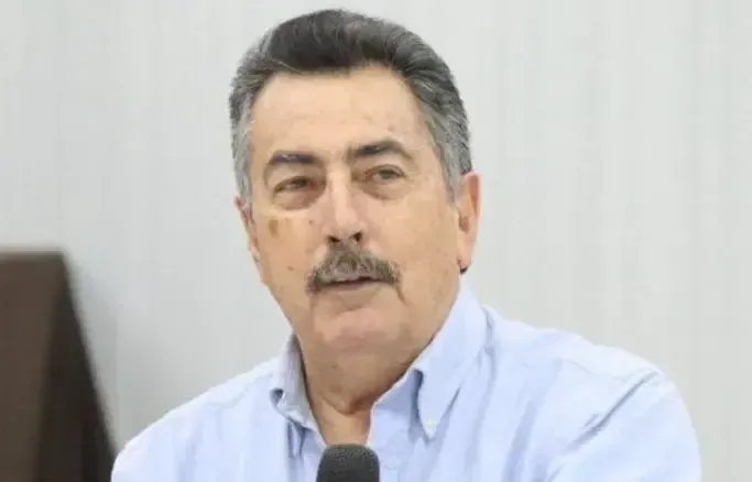 El alcalde de Cajeme reprograma su separación temporal para apoyar la cohesión interna del partido rumbo a la gubernatura.