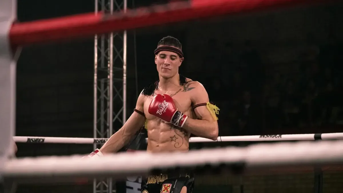 El fundador del Club Chap-ko destaca los valores y el impacto del Muay Thai en la comunidad.