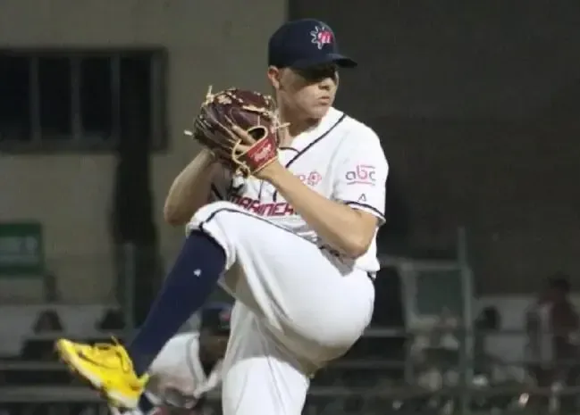 Un talento de Guasave regresa a su tierra natal para cumplir su sueño en el beisbol.