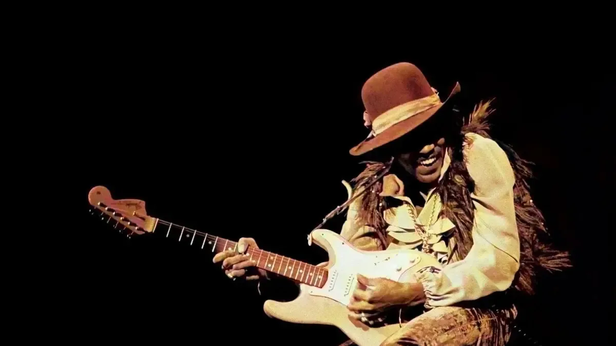 La muerte de Jimi Hendrix, un ícono del rock, sigue generando misterio y teorías.