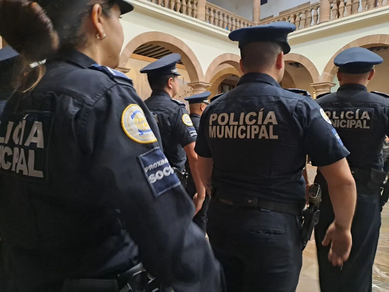Jorge Espadas, coordinador del PAN en Guanajuato, durante su declaración sobre seguridad.