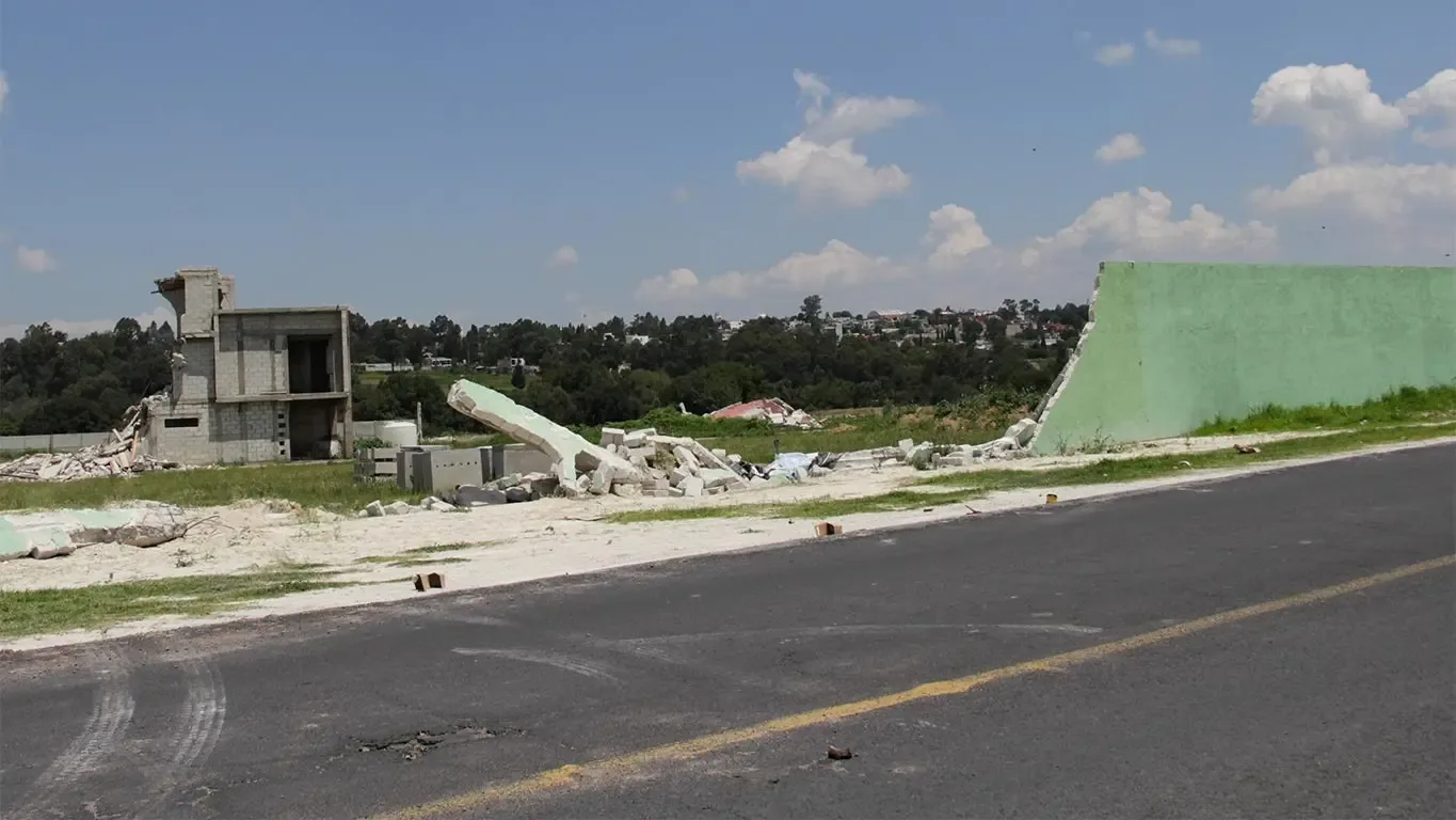 Jorge N., señalado por invasión en la ex fábrica textil La Covadonga en Puebla.