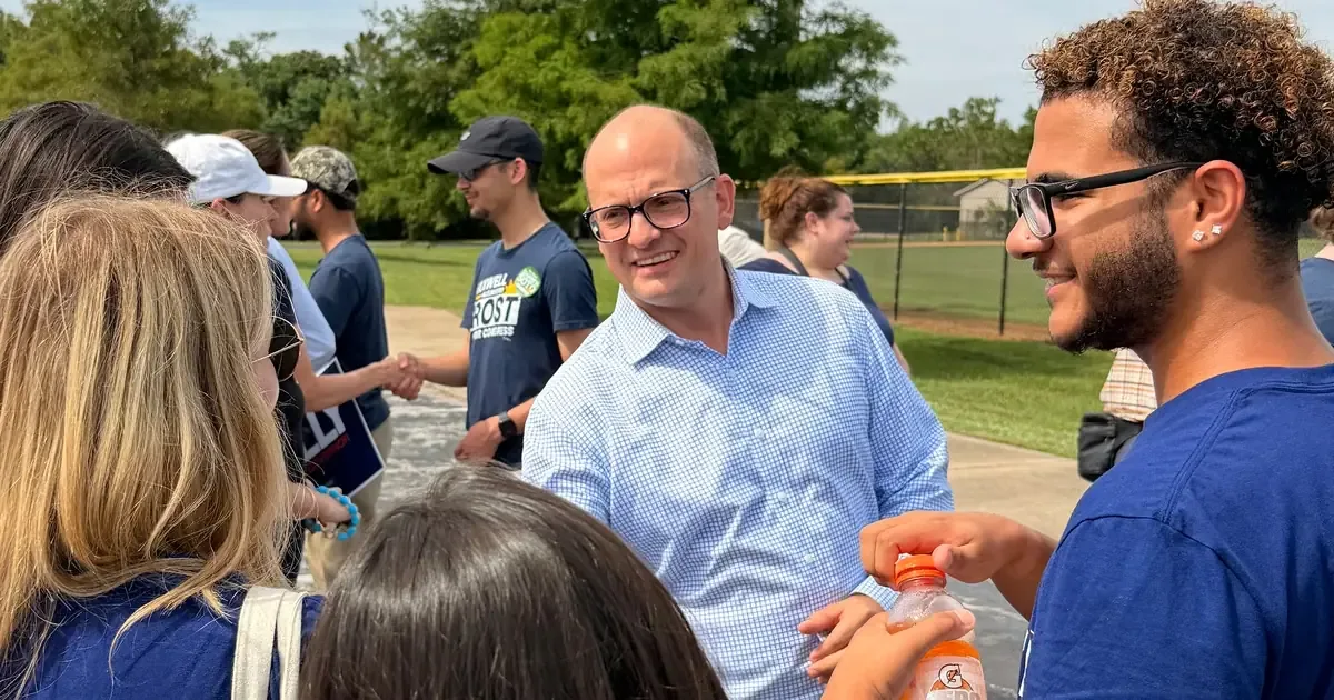 La propuesta del candidato a fiscal general podría cambiar la relación con ICE en el sur de Florida.