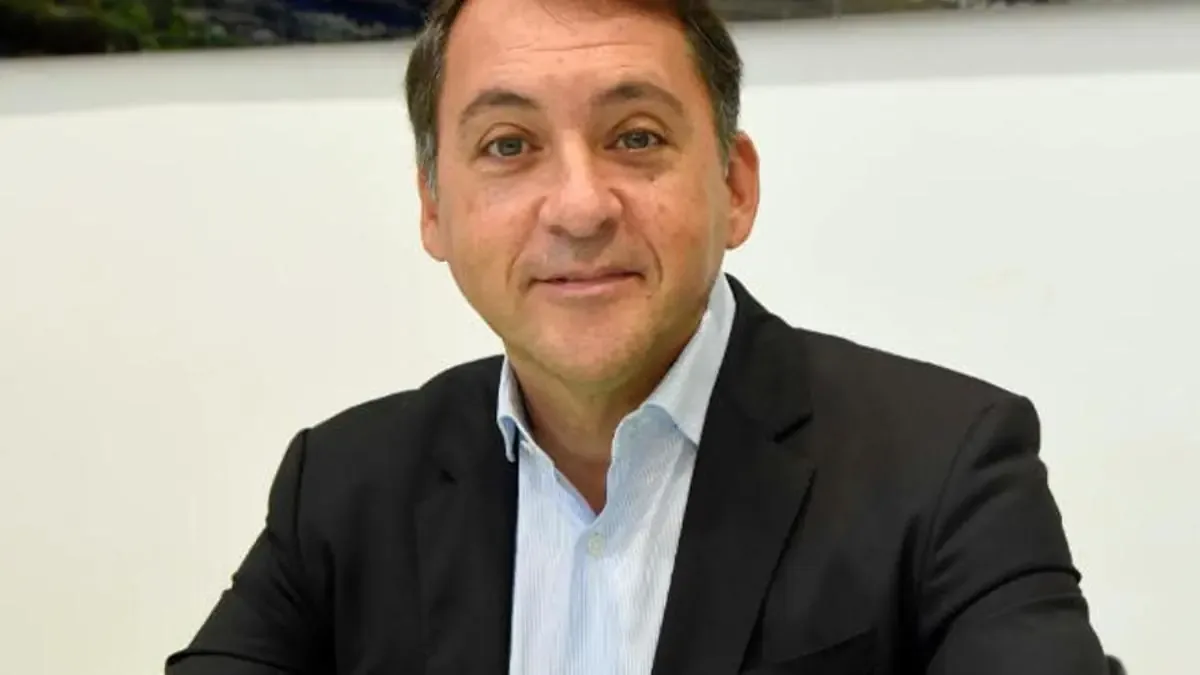 La presión política en Santa Cruz de Tenerife aumenta con la posible salida del alcalde José Manuel Bermúdez ante el cambio de sede del CD Tenerife.