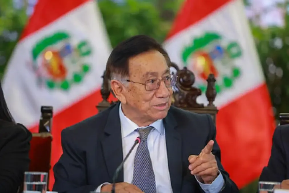 José María Balcázar oficializa ratificación de ministros clave para su administración.