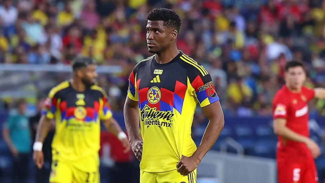 José Raúl Zúñiga, delantero del América, podría salir del equipo en el mercado de fichajes.