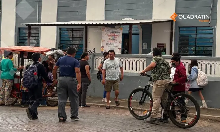 Juan Balam Várguez anuncia el nuevo horario de clases en Yucatán.