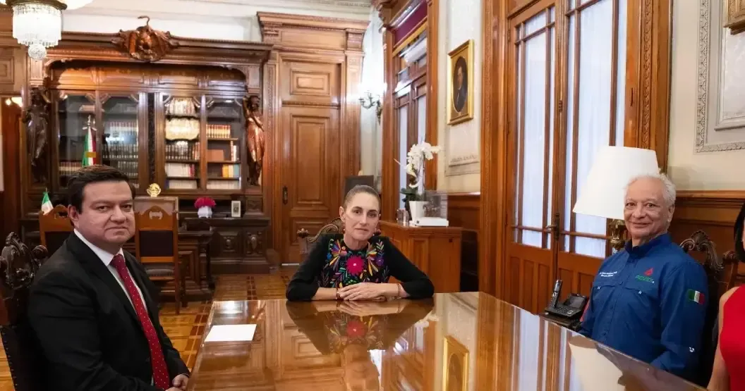 La Presidenta Claudia Sheinbaum destaca el compromiso y trayectoria de ambos directivos en el sector energético.
