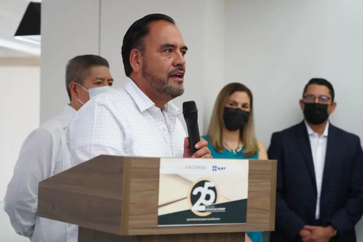 Loera de la Rosa busca recuperar la alcaldía de Ciudad Juárez, reafirmando su compromiso con la comunidad.