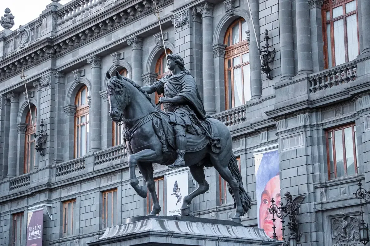 La historia de Juan Nepomuceno Almonte, hijo de Morelos, refleja el cambio de ideales en la política mexicana.