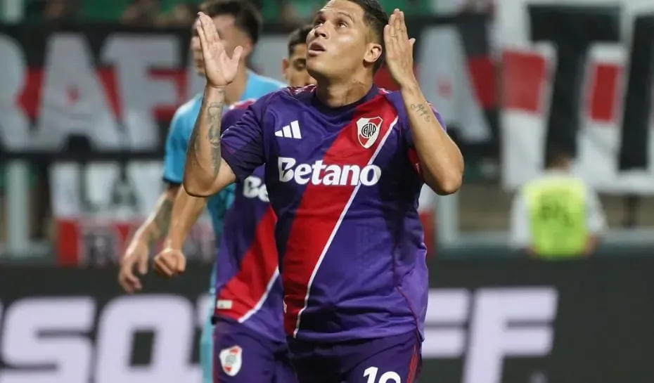 Juanfer Quintero anotó el único gol del partido en la Copa Argentina, asegurando el pase del equipo a la próxima ronda.