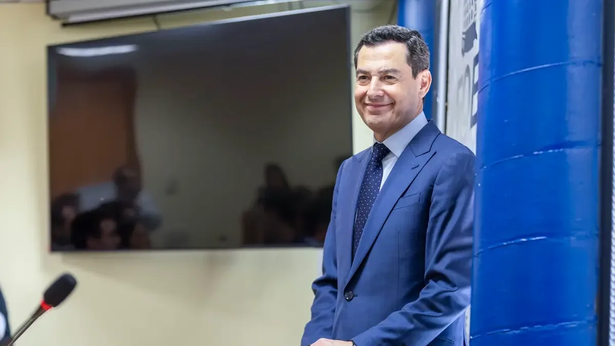 El presidente andaluz busca la investidura directa sin hablar con Vox si logra la mayoría.
