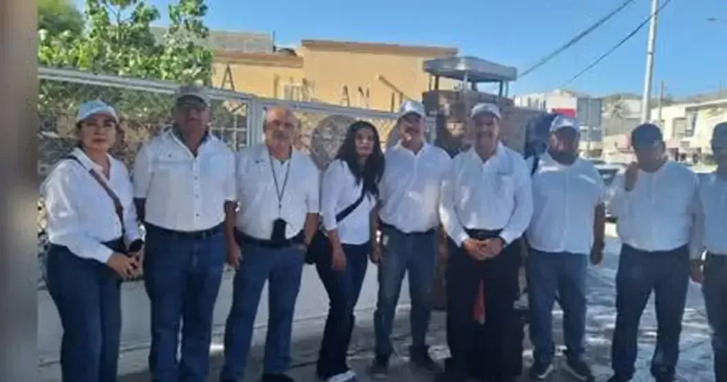 Extrabajadores de la CFE exigen el restablecimiento de sus pensiones y rechazan medidas retroactivas del gobierno.