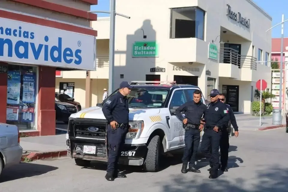 La protesta busca defender derechos laborales ante cambios en pensiones federales.