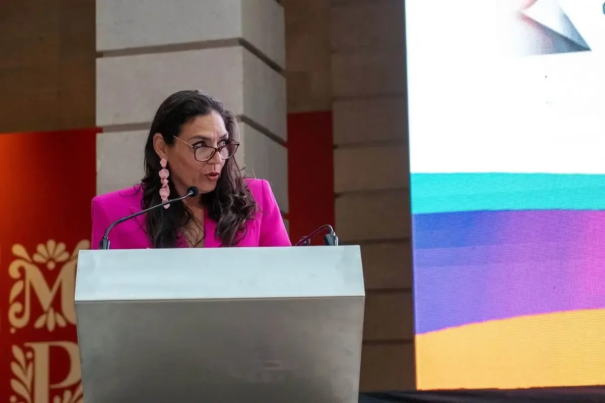 La propuesta de paridad de género del IEE enfrenta objeciones de varios partidos políticos.